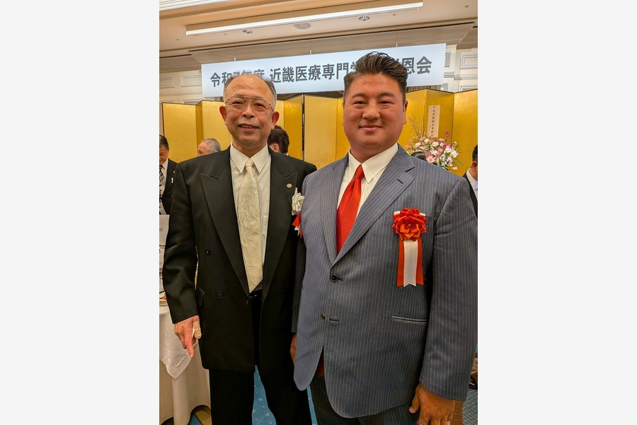 近畿医療学園の卒業式