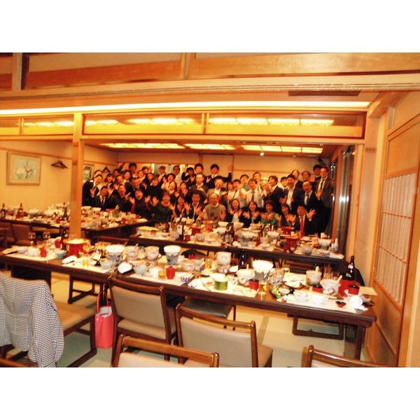 「近畿医療学園の忘年会」